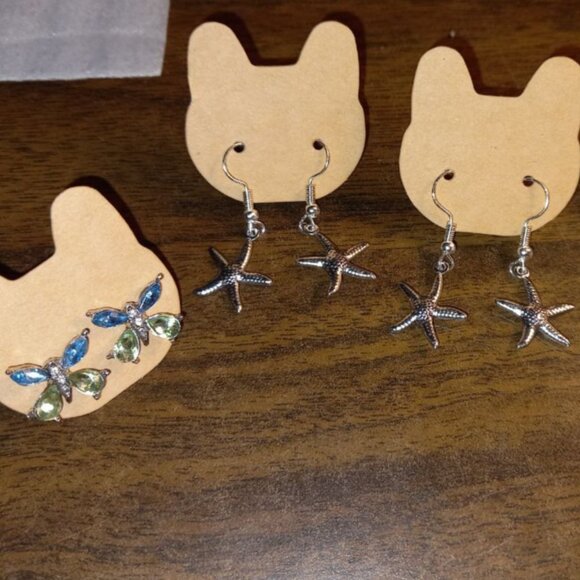 Great price! $7!!! 🌊✨ Metal Earrings – Seastars & Butterflies ✨🦋 - Picture 1 of 2